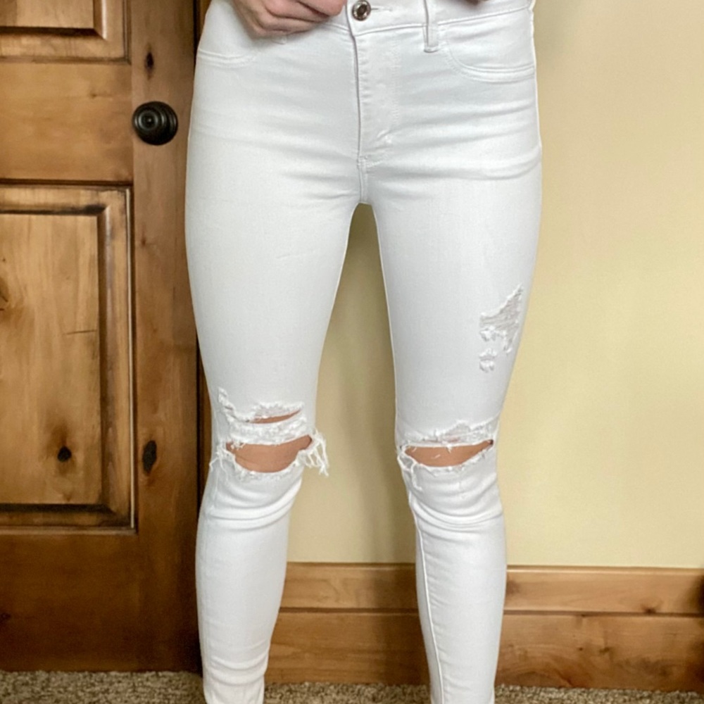 White American Eagle Jeans